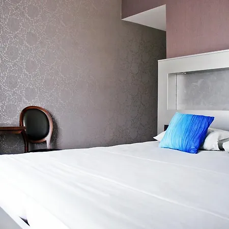 Belrom Hotel 3*